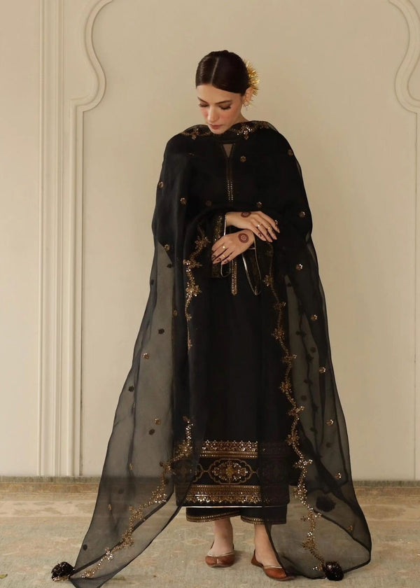DYOT-BLACK GOLD-EMBROIDERED LAWN 3pc (SL-1135)