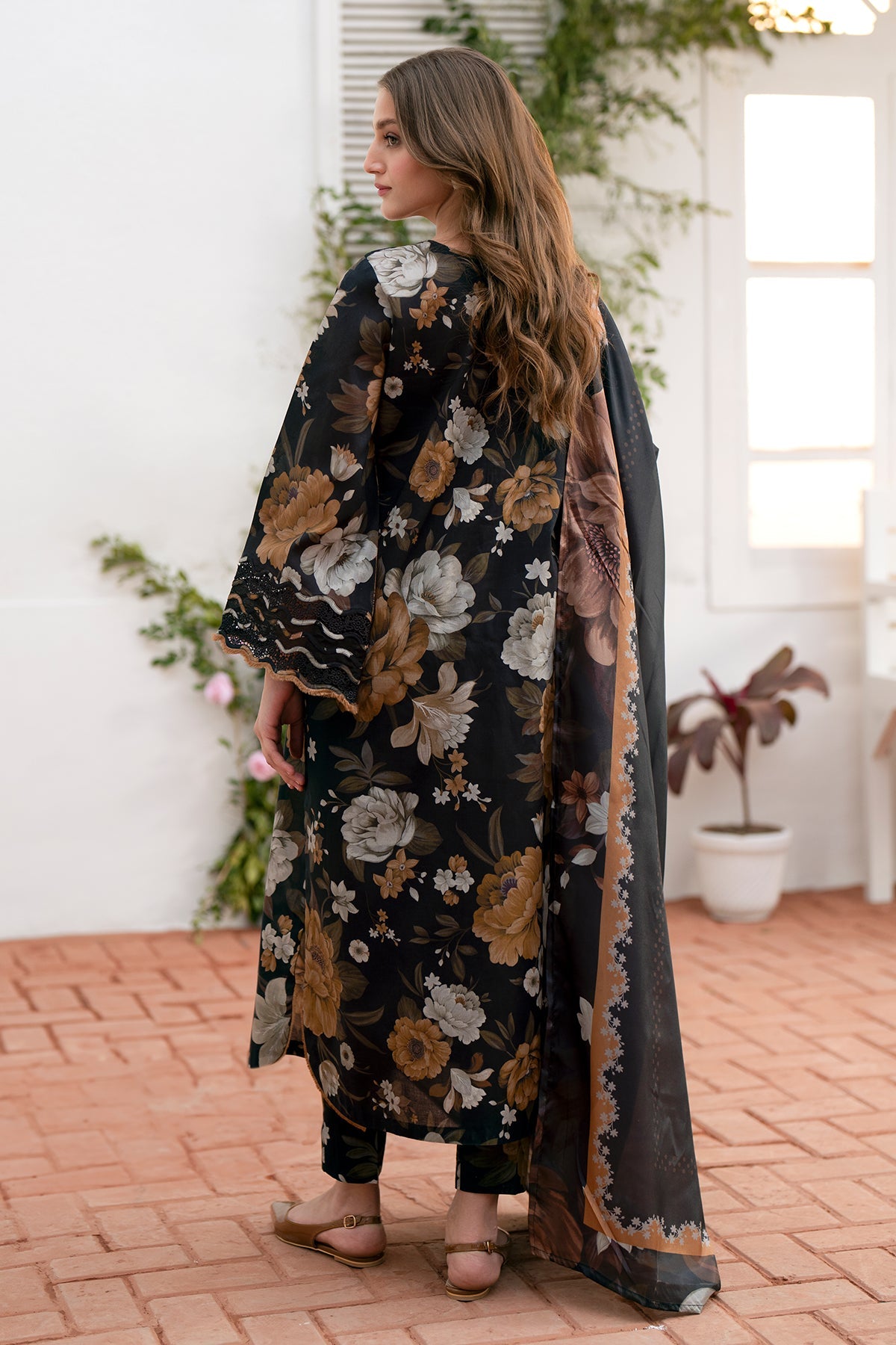 Baroque Printed Embroidered Unstiched Khaddar 3pc (SL-505)