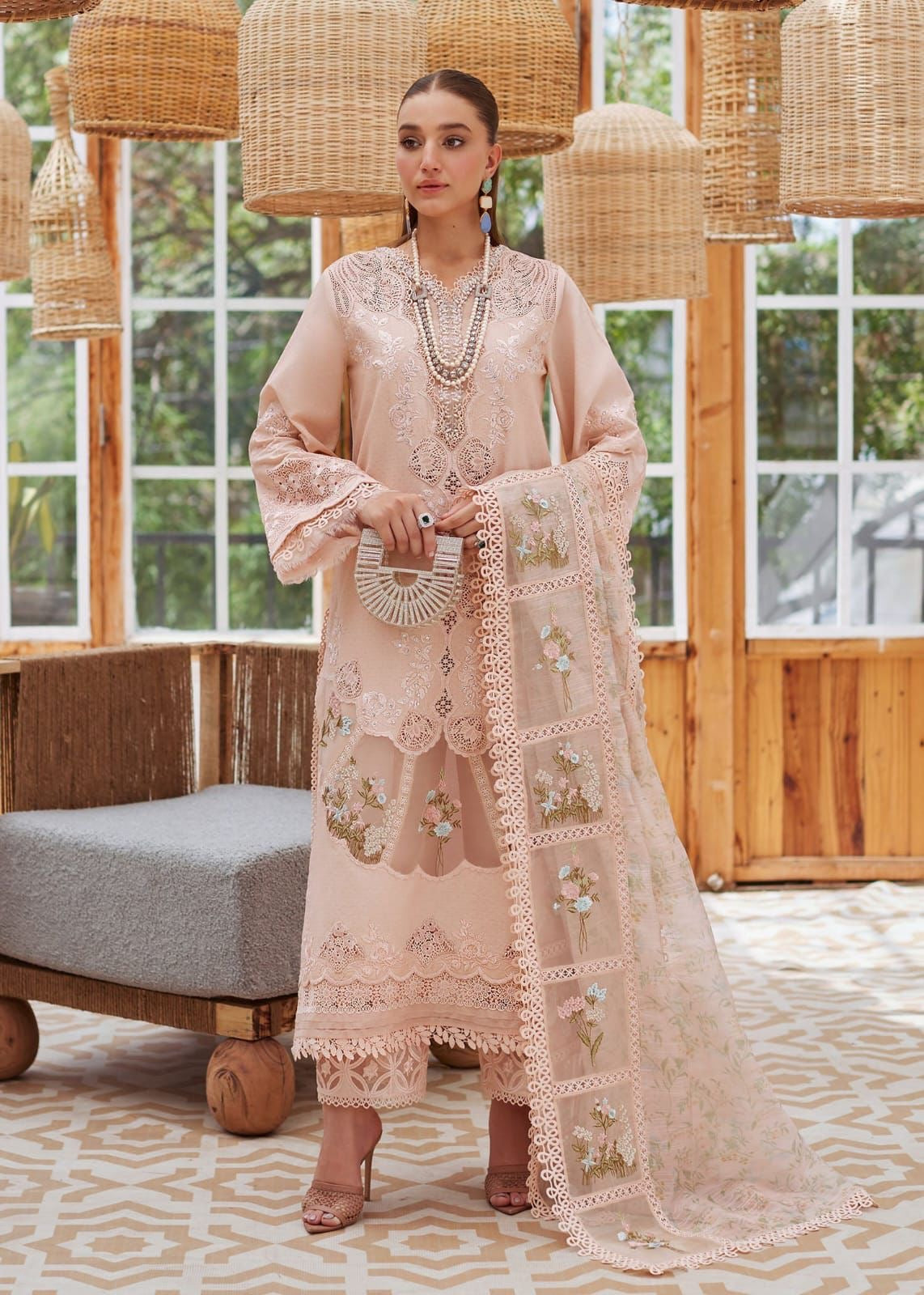 CRIMSON LUXURY LAWN EMBROIDERED 3pc (SL-403)