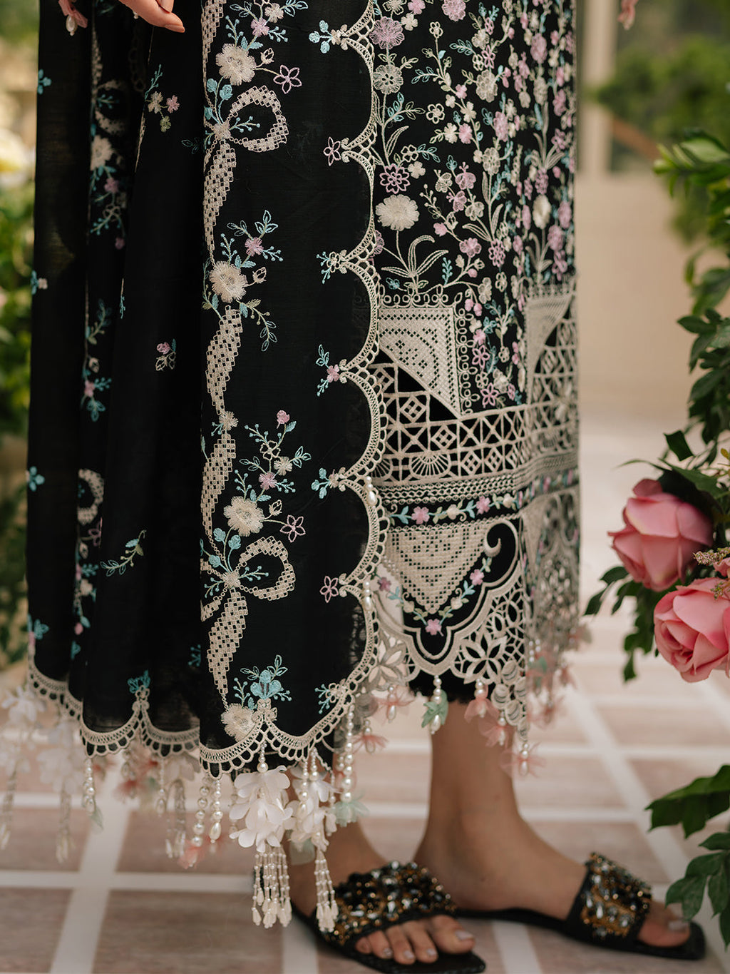 BIN ILYAS | HEAVY EMBROIDERED LAWN 3pc |SL-1455