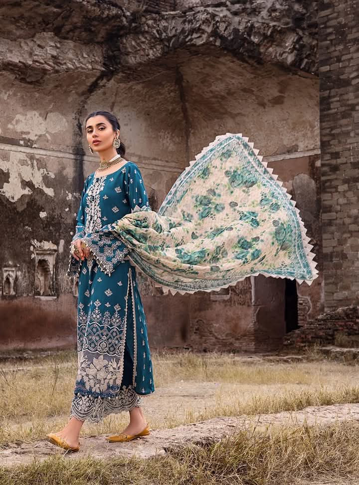 ZAINAB CHOTTANI -HEAVY EMBROIDERED LAWN UNSTICHED 3pc(SL-5472)