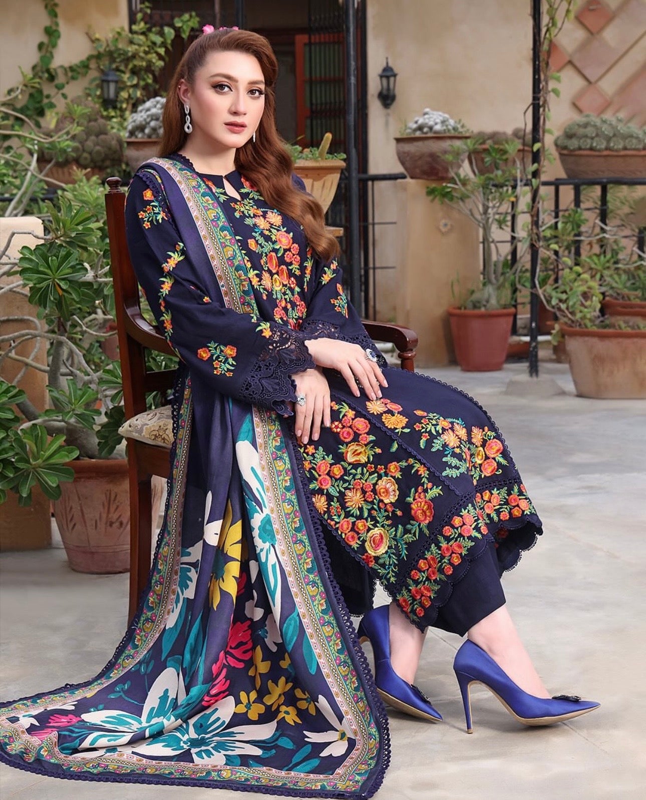 ANEELA’s LUXURY EMBROIDERED LAWN UNSTICHED 3pc (SL-1214)