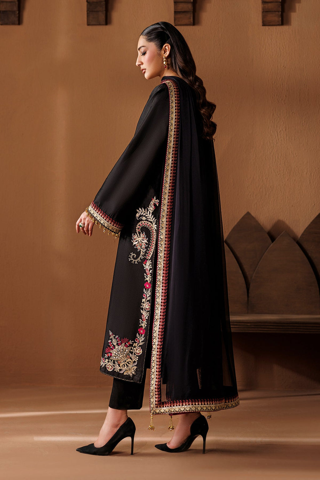 BAROQUE | FESTIVE COLLECTION LAWN 3pc | SL-1903