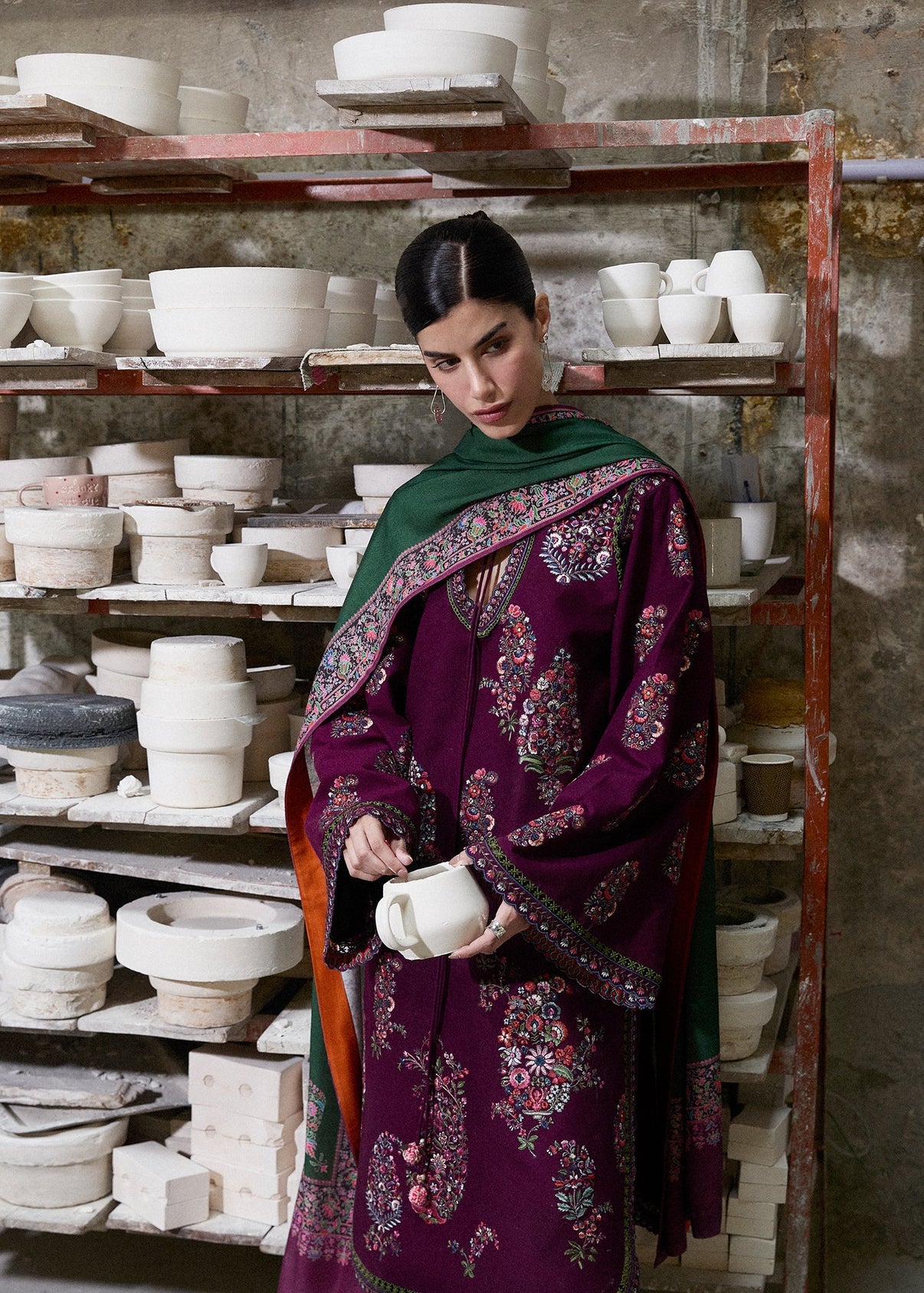 HUSSAIN REHAR-EMBROIDERED LAWN 3pc(SL-1230)