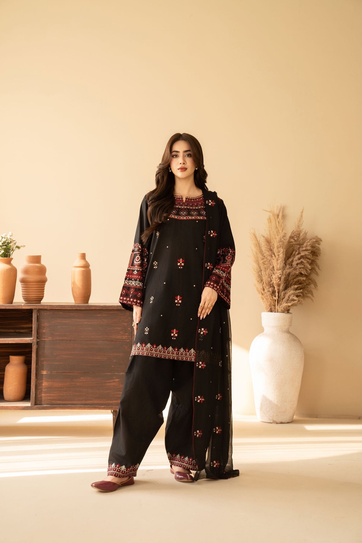 NOIR | EMBROIDERED DHANAK 3pc | SL-454