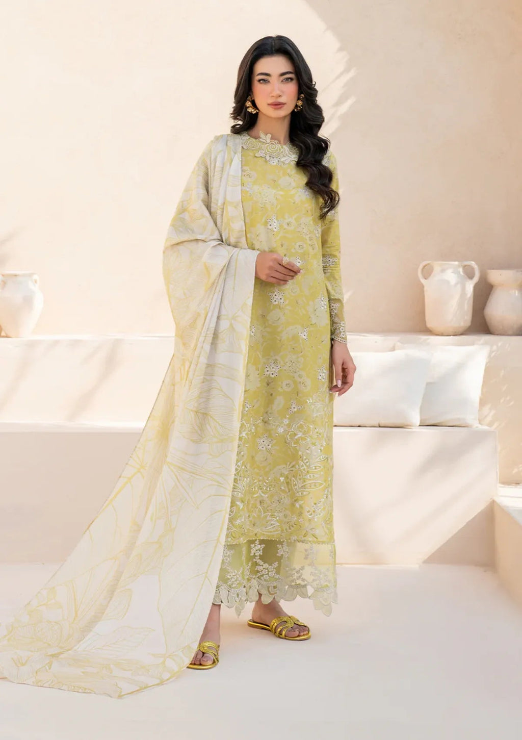 Iznik Printed Embroidered Unstiched Lawn 3pc (SL-559)