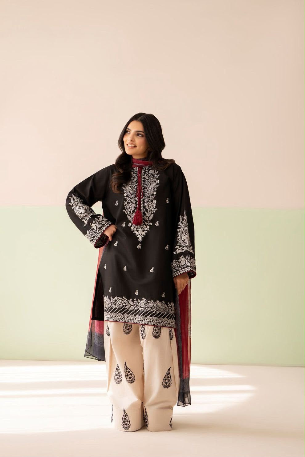 BAROQUE | LUXURY EMBROIDERED DHANAK UNSTICHED 3pc | SL-7274