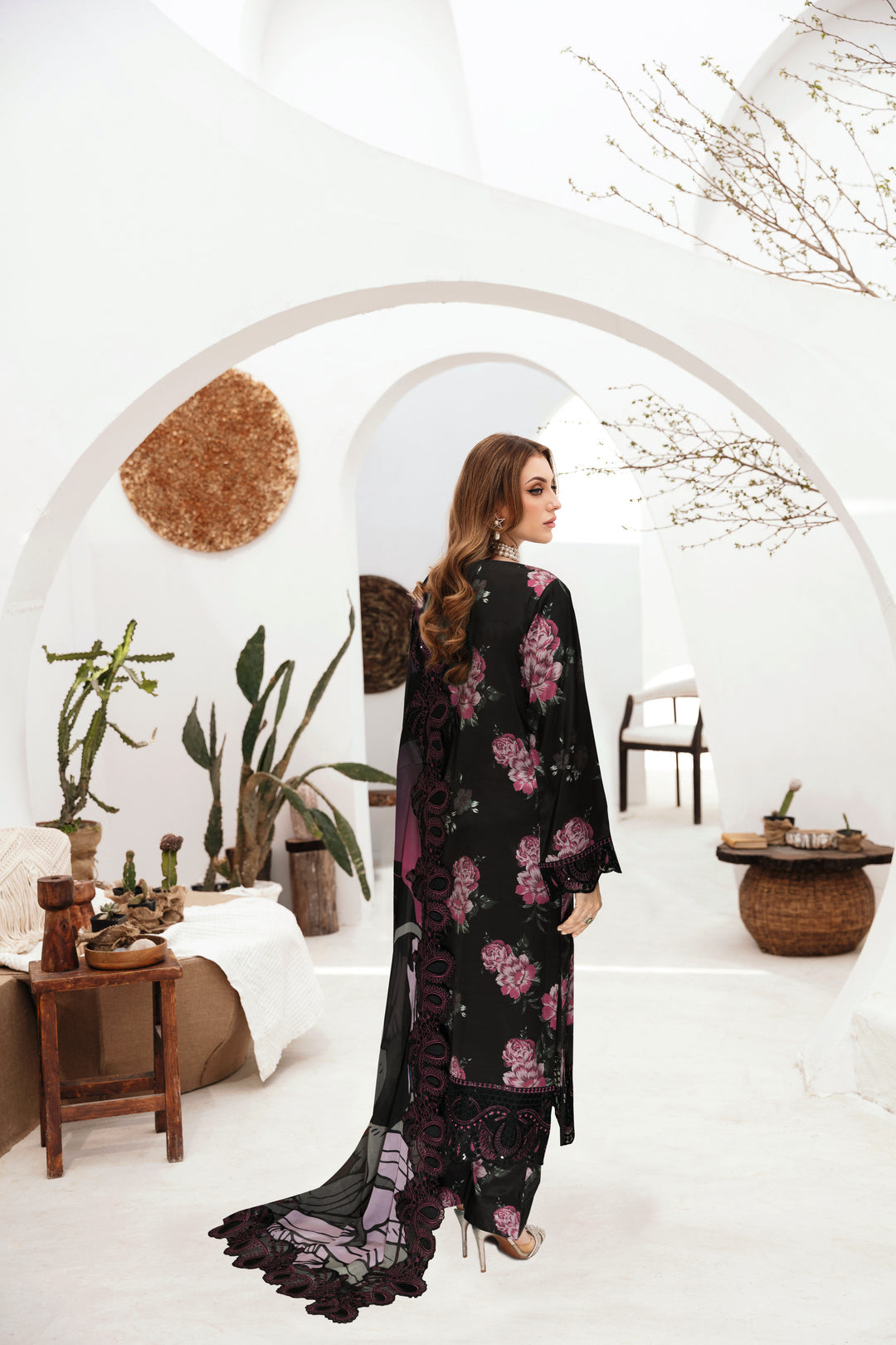 RAMSHA PRINTED EMBROIDERED LAWN 3pc (SL-428)