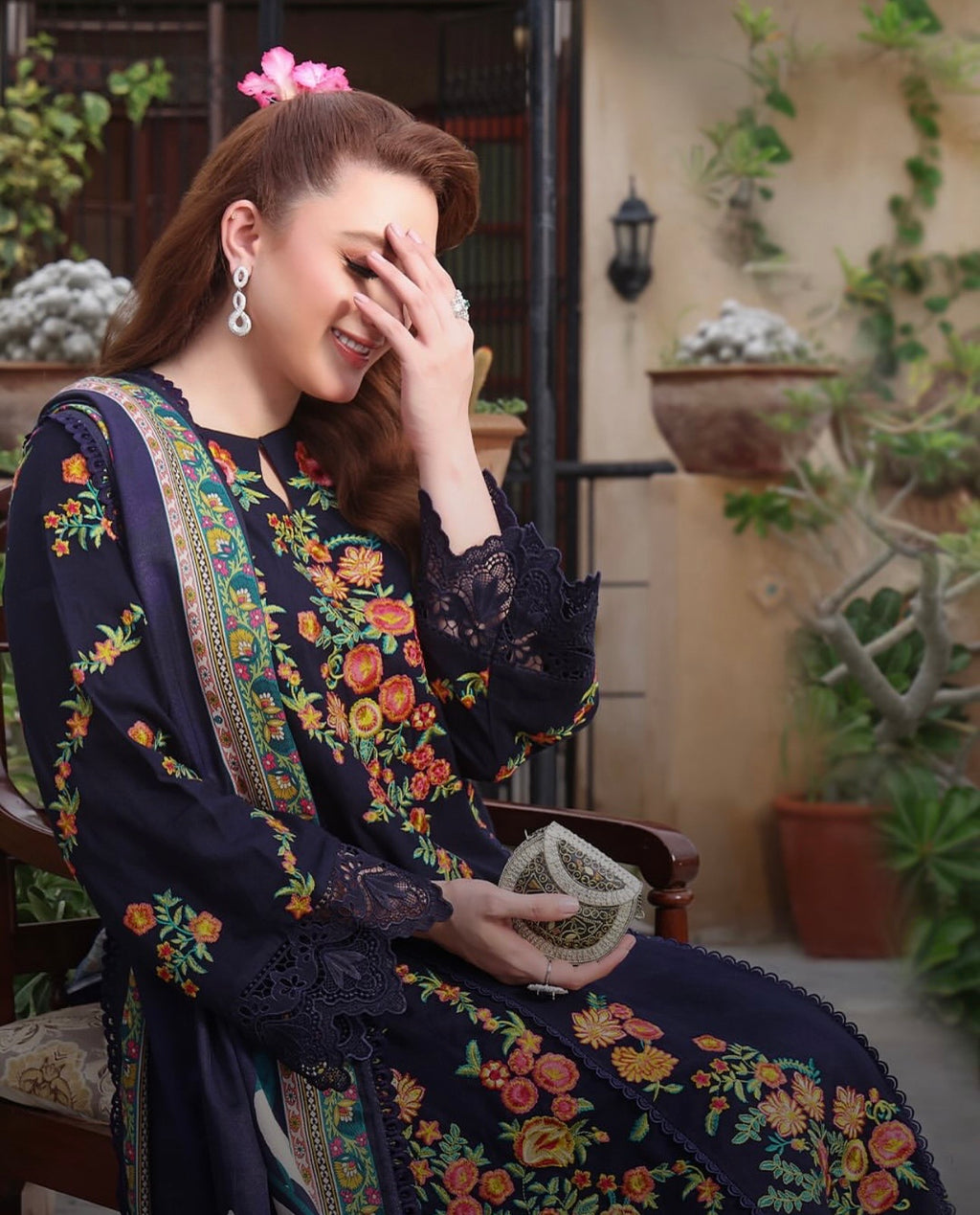 ANEELA’s LUXURY EMBROIDERED LAWN UNSTICHED 3pc (SL-1214)