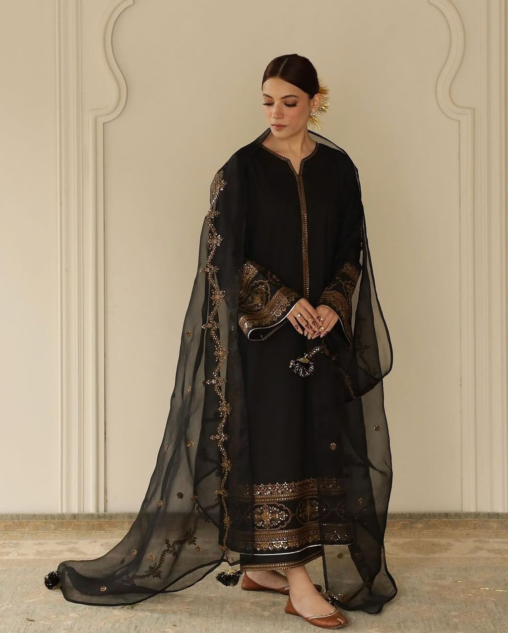 DYOT-HEAVY EMBROIDERED LAWN UNSTICHED 3pc (SL-1240)