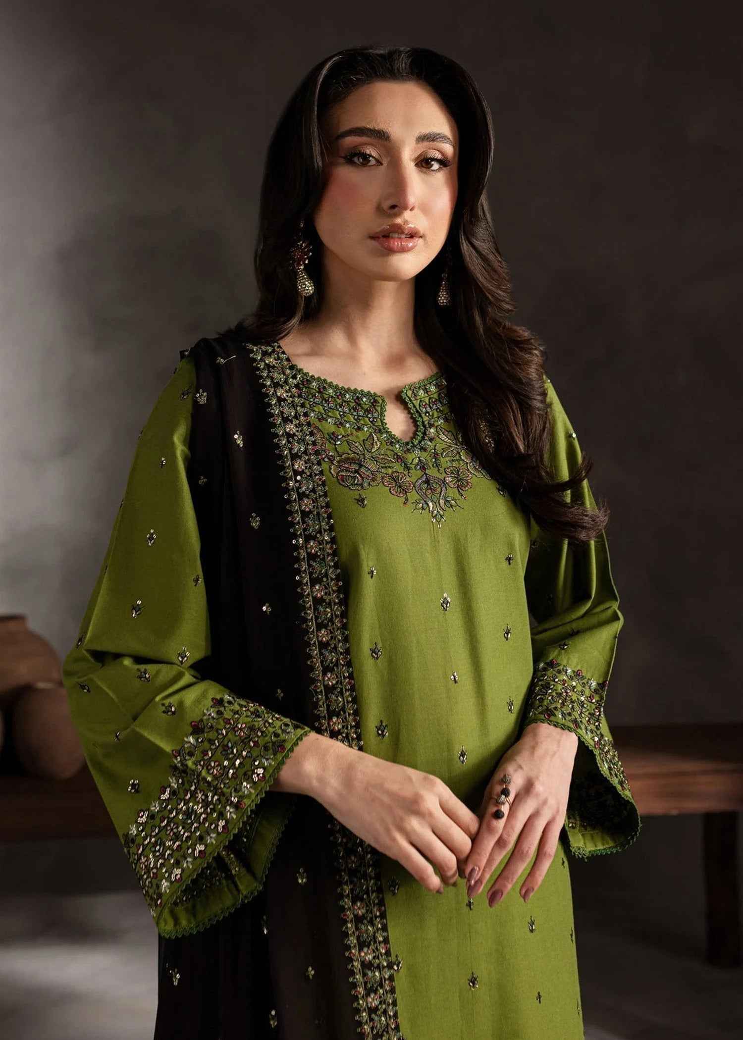 BATIK | Luxury Embroidered Lawn 3pc | SL-1955