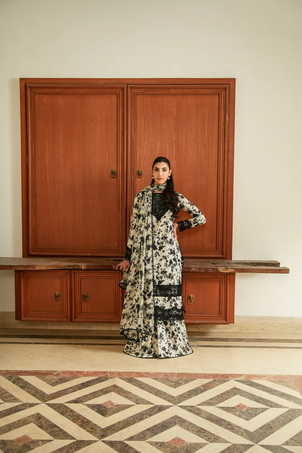 Laila- ANEELA’s COLLECTION  UNSTICHED PRINTED EMBROIDERED LINEN 3pc (SL-1755)