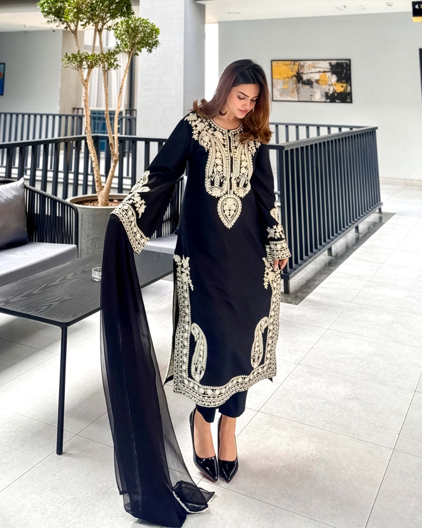 KAIRA BLACK EMBROIDERED LAWN 3pc (SL1035)