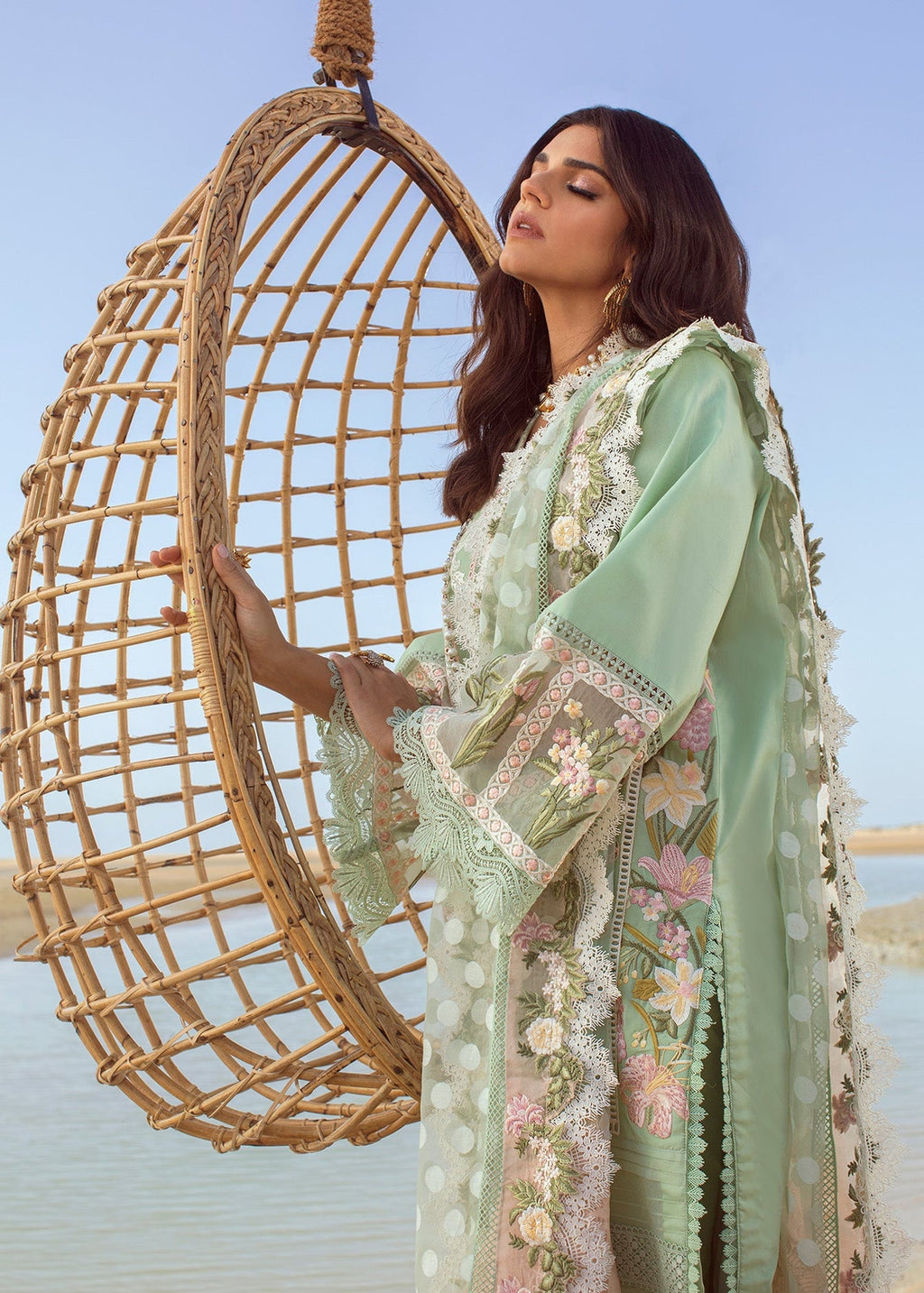 CRIMSON HEAVY EMBROIDERED LAWN UNSTICHED 3pc (SL-1245)