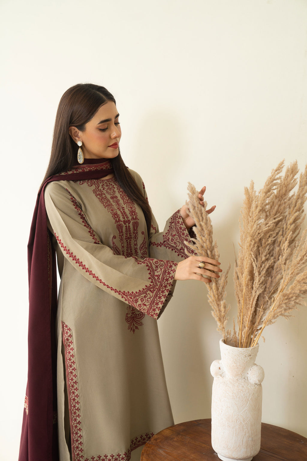BAROQUE | HEAVY EMBROIDERED DHANAK UNSTICHED 3pc | SL-1034