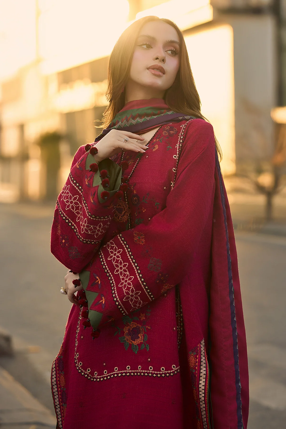 POSHIMA-CHARIZMA EMBROIDERED LAWN UNSTICHED 3pc (SL1222)