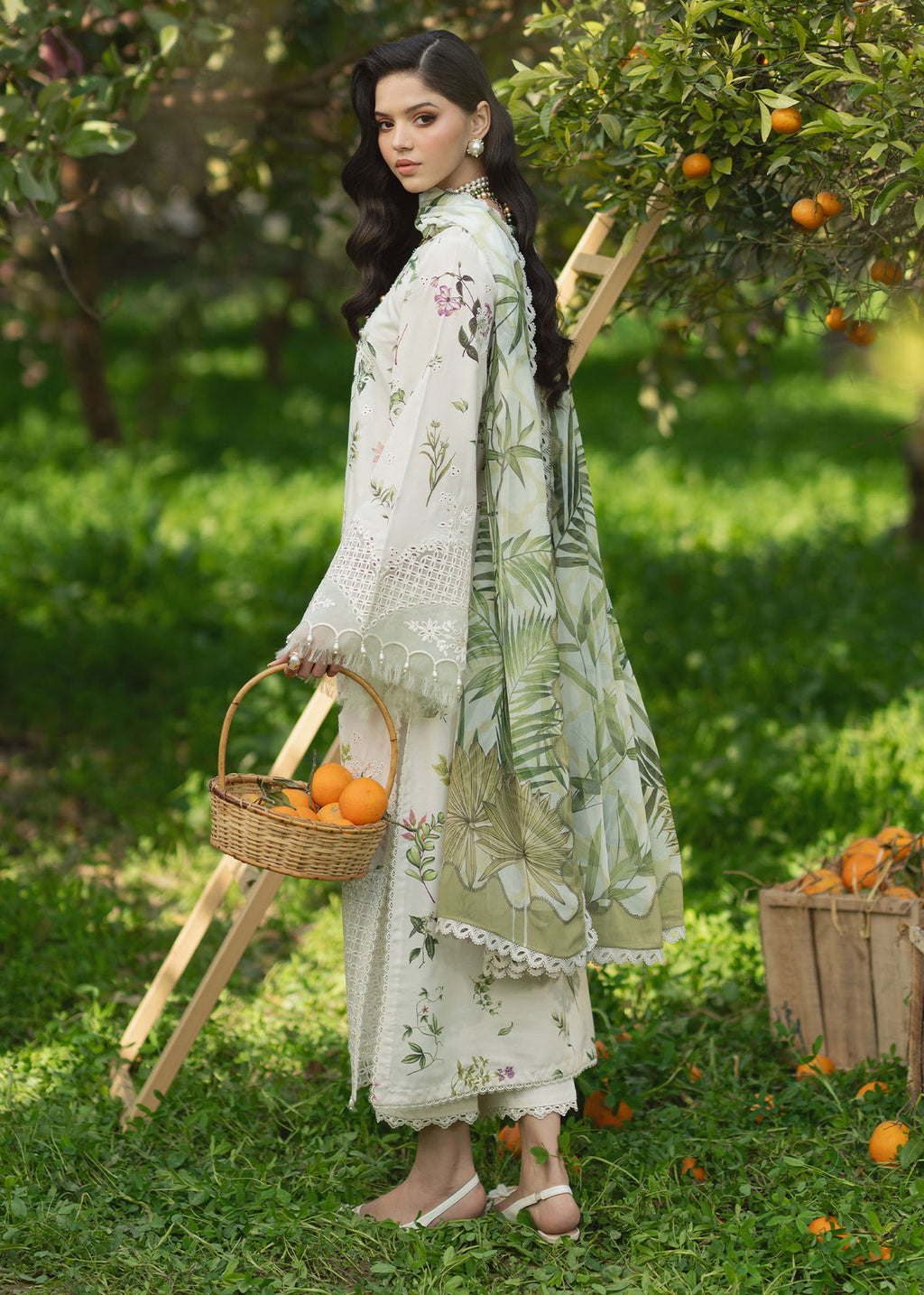 Sardinia White Tulip Printed Embroidered Lawn Unstiched 3pc (SL-556)