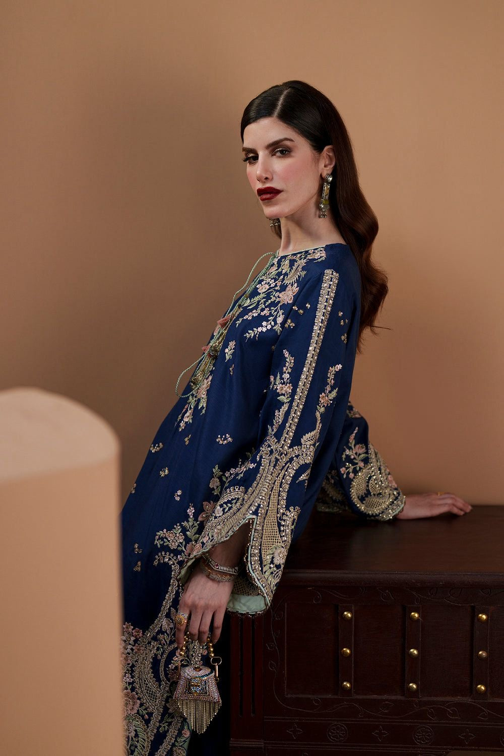SIRA | ETHNIC | UNSTICHED SILK EMBROIDERED 3pc | SL-553