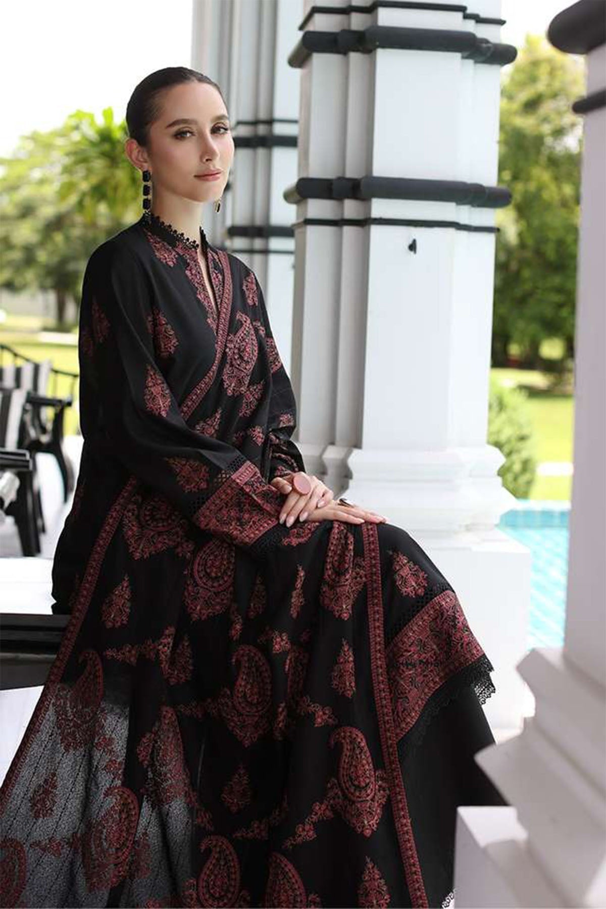 BAREEZE-HEAVY EMBROIDERED DHANAK 3pc