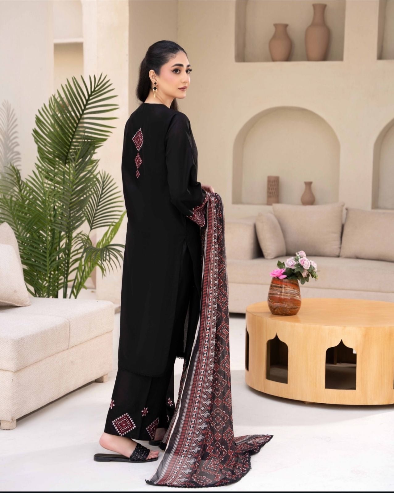 SIAH | ZIRWAH | EMBROIDERED DHANAK UNSTITCHED 3pc | SL-626