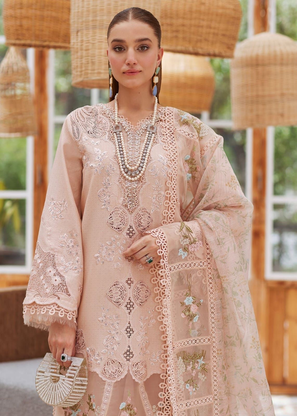 CRIMSON LUXURY LAWN EMBROIDERED 3pc (SL-403)