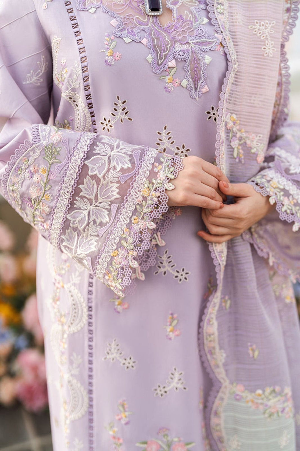 QALAMKAR | LUXURY EMBROIDERED LAWN UNSTICHED 3pc | SL-1466