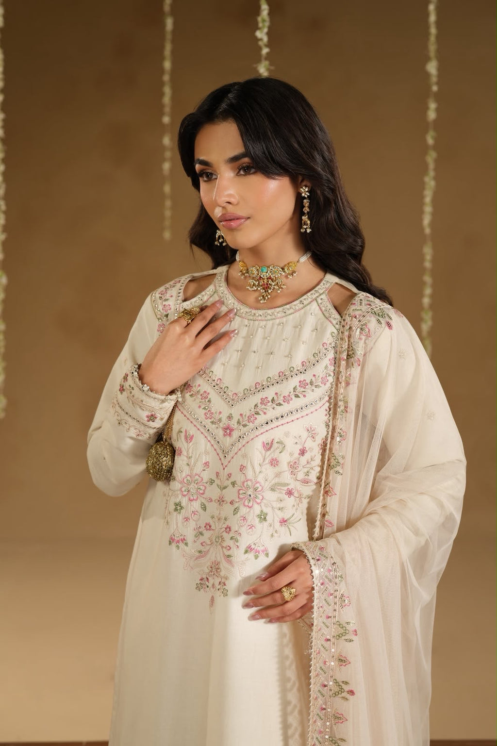 NAQSHI | LUXURY EMBROIDERED DHANAK UNSTICHED 3pc | SL-626
