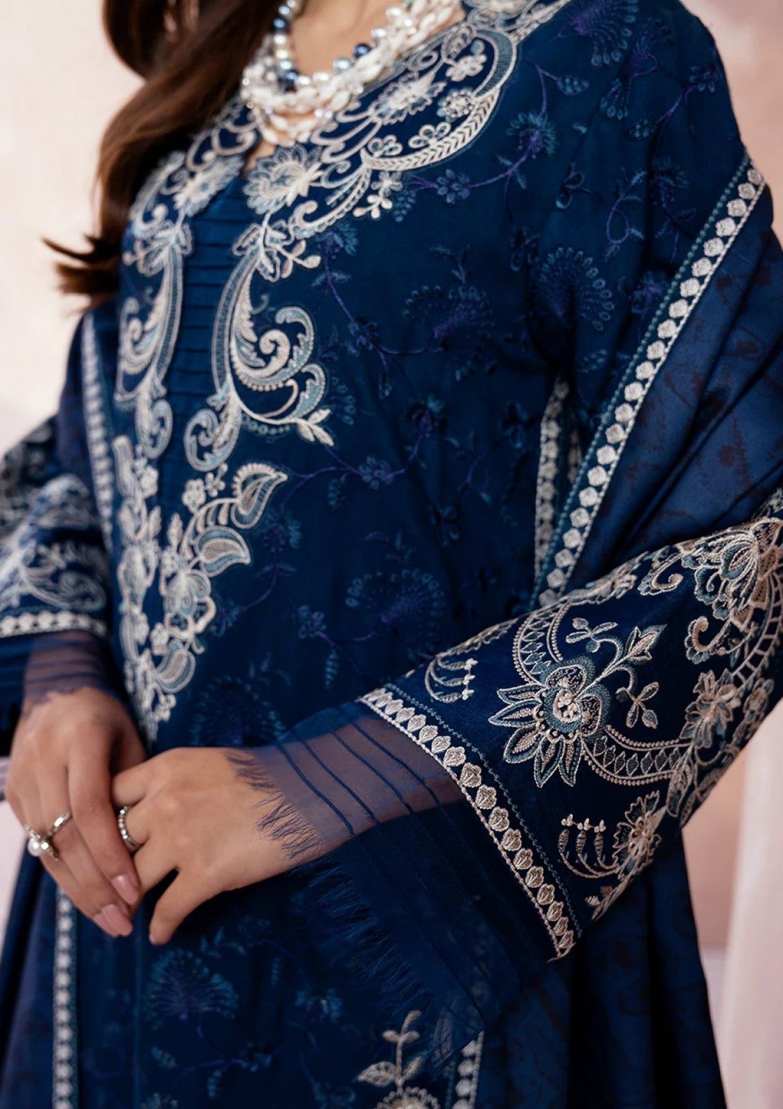 ZARQASH-EMBROIDERED LAWN UNSTICHED 3pc (SL-435)