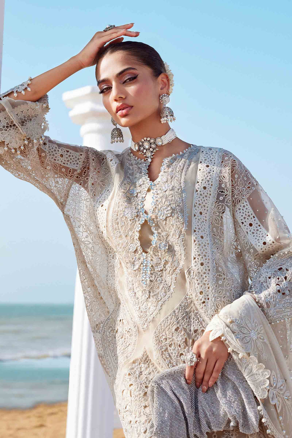 MARIA B-LUXURY EMBROIDERED LAWN UNSTICHED 3pc (SL-438)