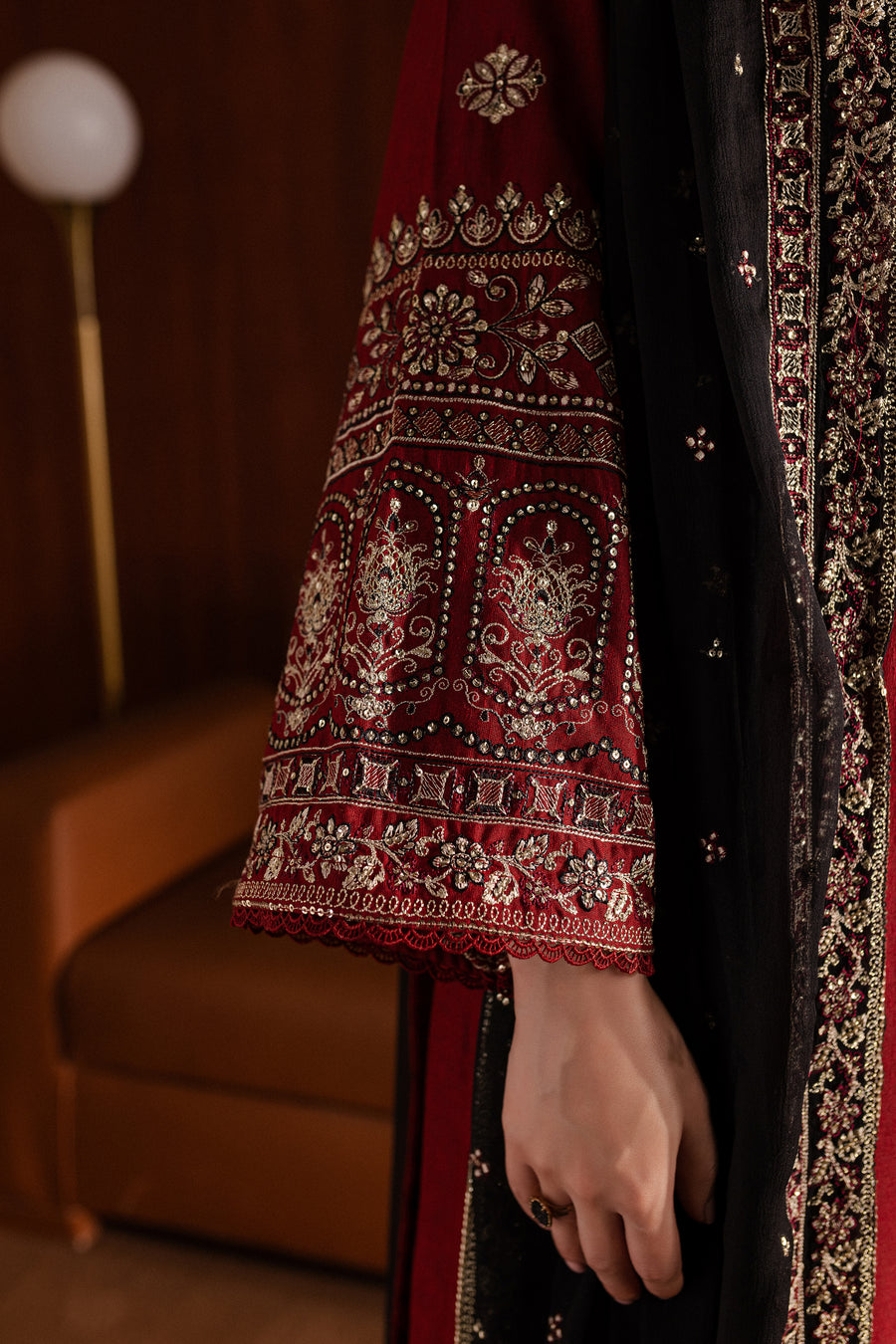 BATIK LUXURY EMBROIDERY DHANAK 3PC WITH EMBROIDERY DHANAK SHAWL